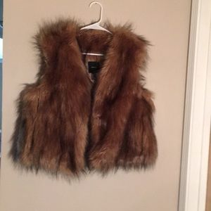 Fur Vest with pockets!
